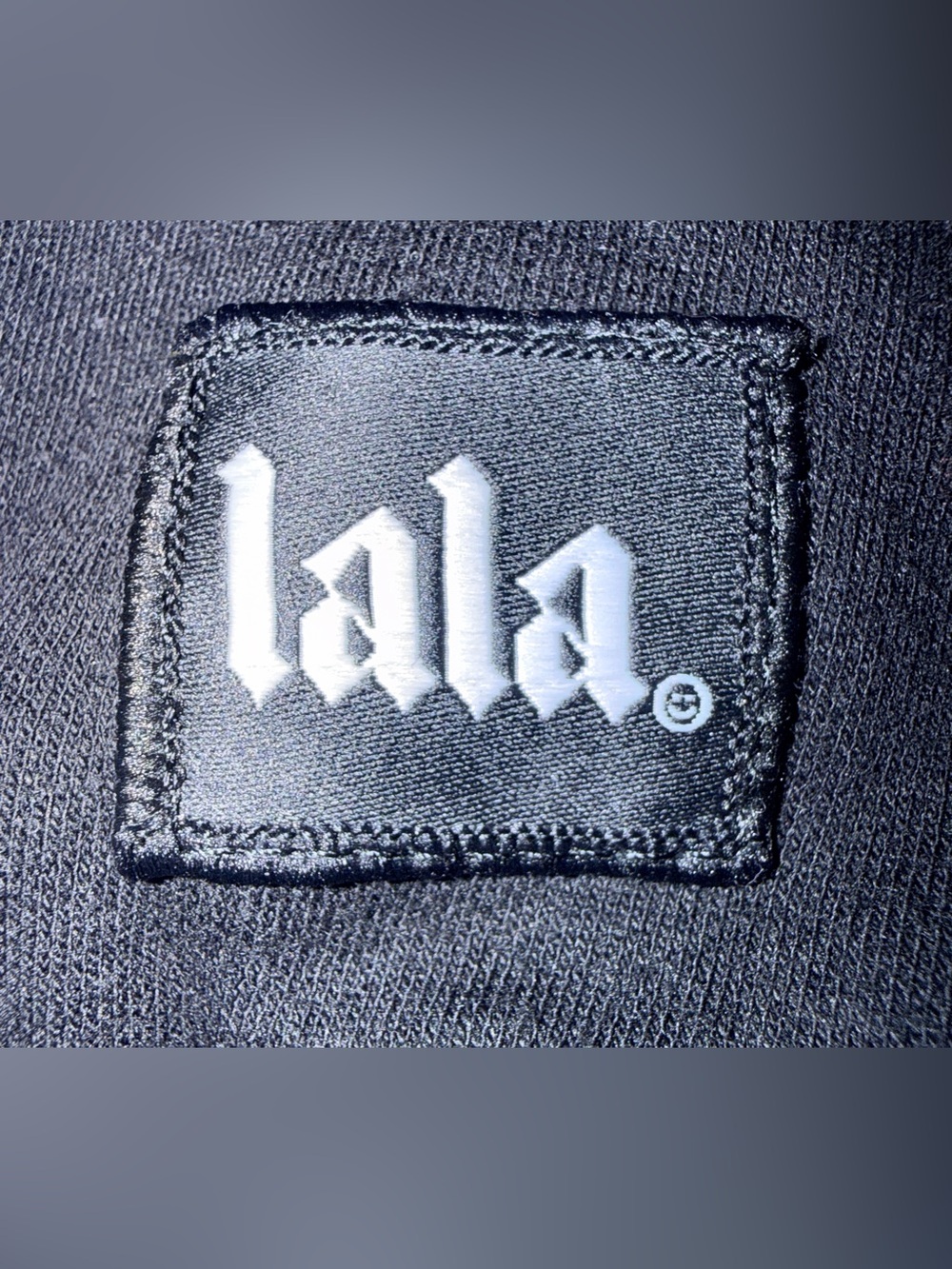 Dressed in LALA Boxy Fit Cropped Hoodie - Size Large - Picture 6 of 6